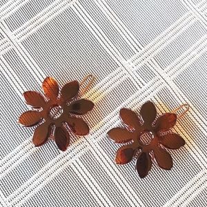 Vintage Tortoise Flower 2 Hair Clips- France